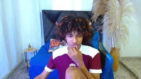 Angel online show from April 18, 2026, 8:20 pm