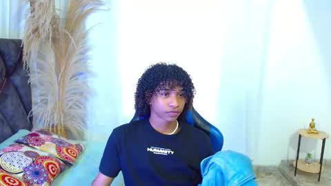 Snapshot of angell18_ chatting on May 22, 2026, 9:09 pm Angel online show from May 22, 2026, 9:09 pm