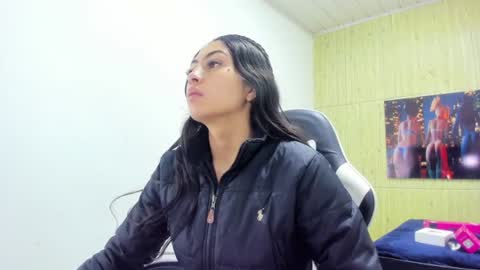 Snapshot of angell_cooper8 chatting on July 12, 2026, 12:18 pm Angell cooper8 online show from July 12, 2026, 12:18 pm