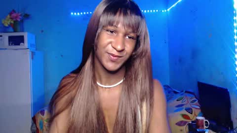 Danielle online show from October 10, 2025, 8:46 am