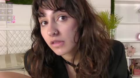 angellacox online show from April 8, 2026, 6:35 am