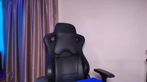 Angie online show from January 12, 2025, 12:12 pm