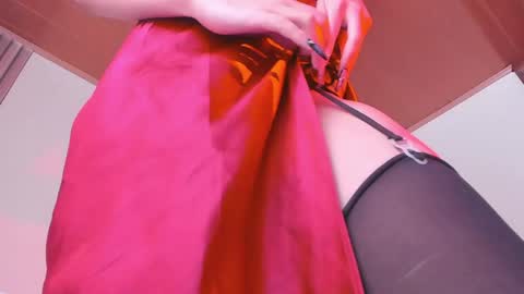 Snapshot of angellike_doll chatting on April 13, 2026, 8:14 pm Angellike online show from April 13, 2026, 8:14 pm
