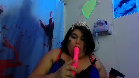 angellove417316 online show from December 5, 2024, 9:39 am