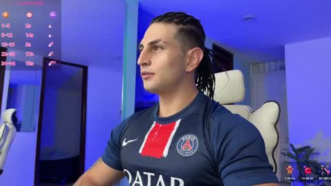 Angelo Ferro online show from February 5, 2025, 9:50 pm