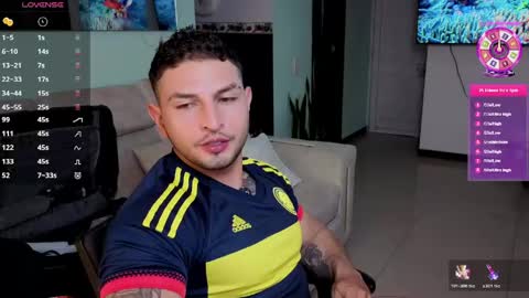 Snapshot of angeloferro1 chatting on May 28, 2026, 4:54 am Angelo Ferro online show from May 28, 2026, 4:54 am