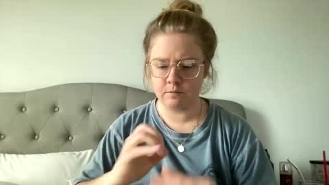 Angel of Light online show from February 4, 2025, 7:33 pm