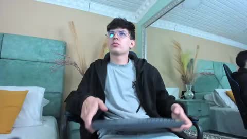 Snapshot of angelograsso chatting on July 13, 2026, 1:47 pm angelo online show from July 13, 2026, 1:47 pm