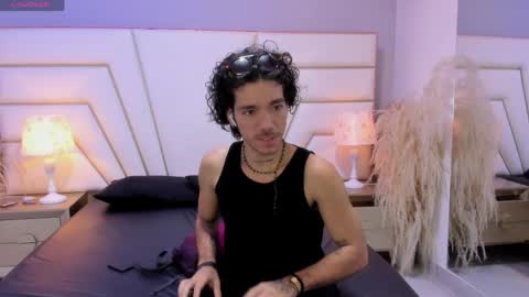 Angelo online show from April 21, 2026, 12:00 pm