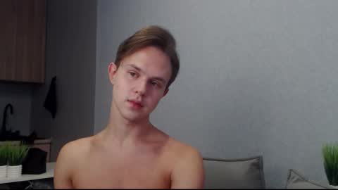 Angel online show from October 17, 2025, 9:23 am