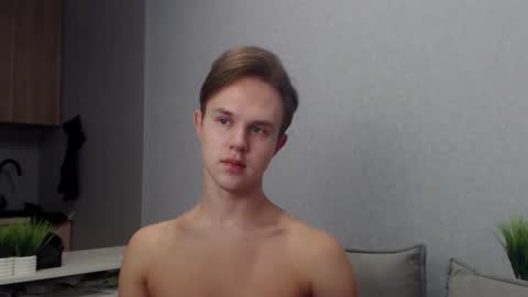 Angel online show from November 2, 2025, 8:28 am