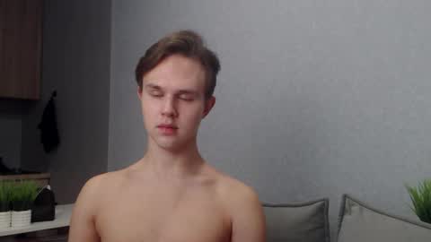 Angel online show from November 30, 2025, 11:03 am