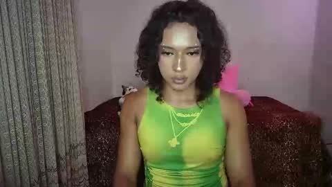Snapshot of angelsdustxxx chatting on April 17, 2026, 2:03 am online show from April 17, 2026, 2:03 am