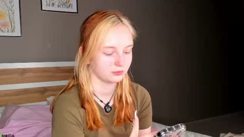 Snapshot of angelwise chatting on July 8, 2026, 3:11 am angelwise online show from July 8, 2026, 3:11 am