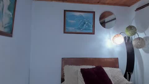 Angel Fox online show from March 12, 2025, 2:52 am