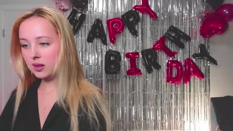  Im Chloe  i do FLASH BOOBS for new fan club online show from February 10, 2026, 7:07 pm