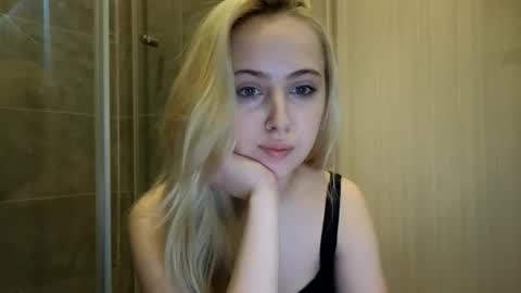  Im Chloe  i do FLASH BOOBS for new fan club online show from June 8, 2026, 8:48 am