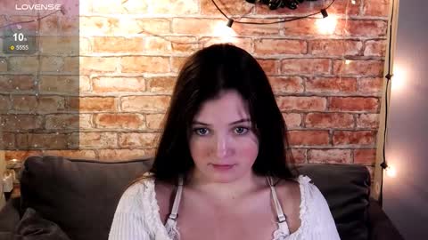 Lilly online show from November 26, 2025, 8:37 am