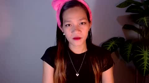 angelyn_slim online show from January 12, 2026, 5:18 pm