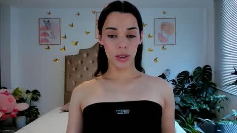 Anabella online show from April 19, 2026, 6:10 pm