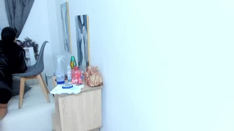 A N G I E.  online show from February 12, 2025, 5:15 am