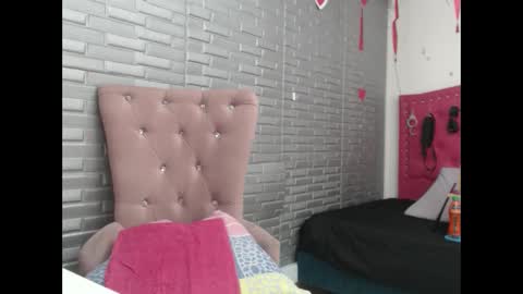 angierot2025 online show from September 9, 2025, 12:54 am