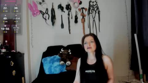 angierot2025 online show from November 20, 2025, 2:34 am