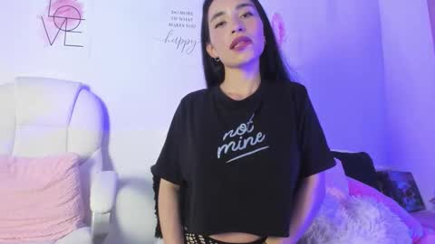 violeth lopez online show from November 17, 2025, 1:11 am