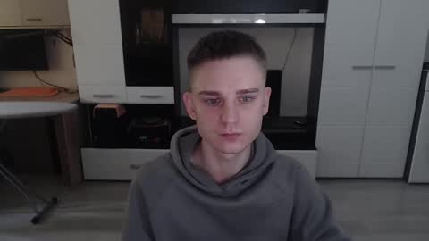 vodka online show from October 3, 2025, 4:53 am