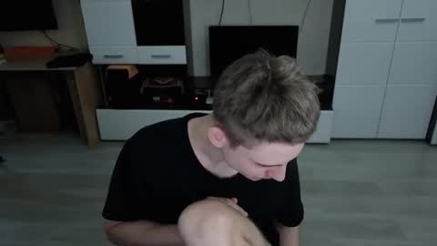 vodka online show from December 2, 2025, 8:08 am