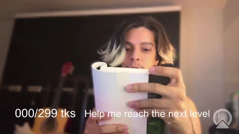 Snapshot of angxlboy chatting on April 7, 2026, 2:45 am Angxl boy online show from April 7, 2026, 2:45 am