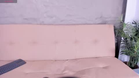 angy_avila online show from September 11, 2025, 11:32 am