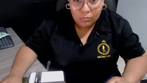 angy online show from October 2, 2025, 9:22 pm