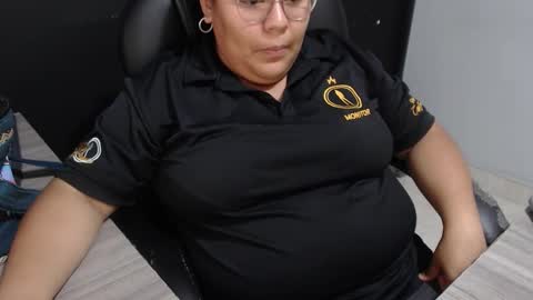 angy online show from October 13, 2025, 9:59 pm