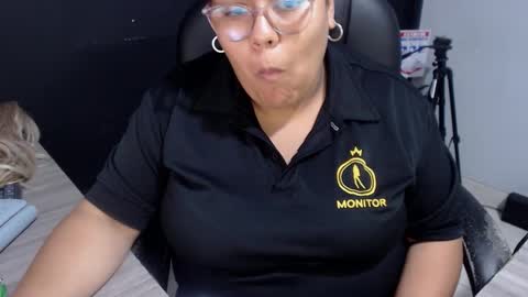 angy online show from December 4, 2025, 9:12 pm