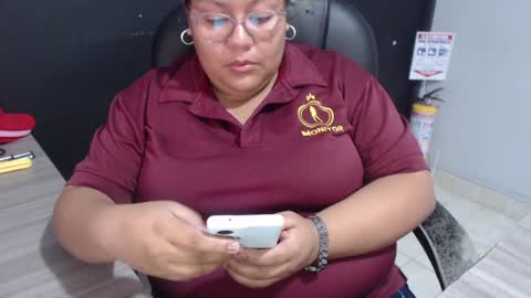 Snapshot of angy_ro12 chatting on June 16, 2026, 3:14 pm angy online show from June 16, 2026, 3:14 pm