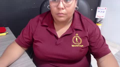 Snapshot of angy_ro12 chatting on July 10, 2026, 9:50 pm angy online show from July 10, 2026, 9:50 pm