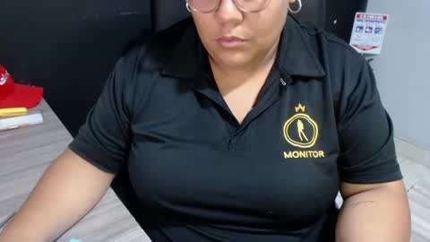 Snapshot of angy_ro12 chatting on July 16, 2026, 11:33 pm angy online show from July 16, 2026, 11:33 pm