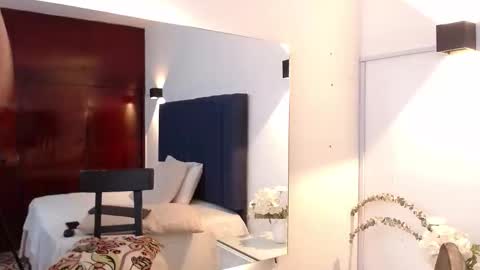 angyrios online show from November 28, 2025, 7:49 pm