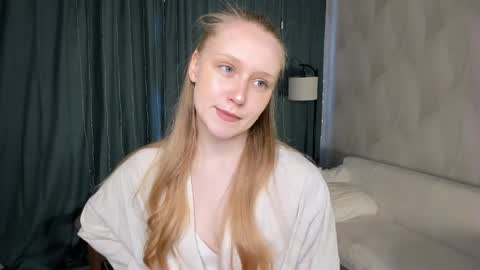 Violet online show from April 6, 2026, 7:42 am