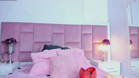 anierey online show from January 17, 2025, 11:38 am