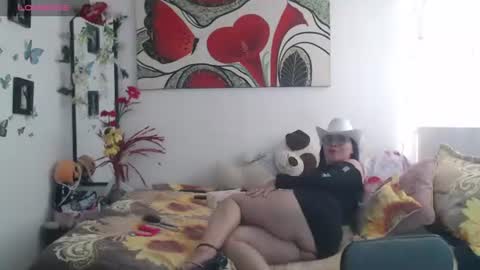 Snapshot of anii_mantilla chatting on June 12, 2026, 8:41 pm Anii Mantilla online show from June 12, 2026, 8:41 pm