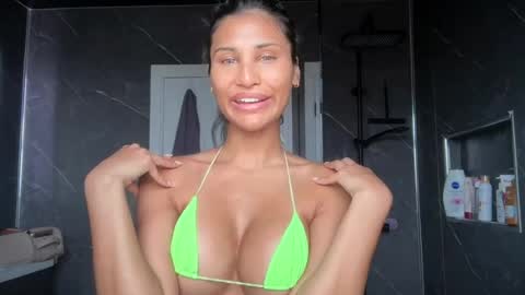 Snapshot of aniishaa chatting on June 13, 2026, 10:46 am anisha online show from June 13, 2026, 10:46 am