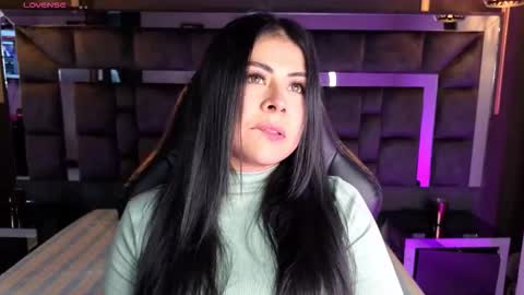 Ani  online show from November 20, 2025, 4:12 am