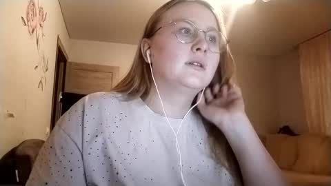 Anika online show from December 22, 2025, 12:18 am