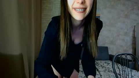 anikabloom online show from April 20, 2026, 1:41 am