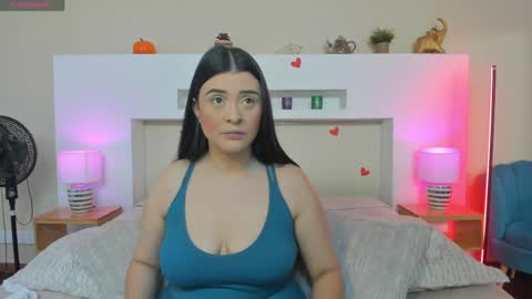 Snapshot of anikaromanof chatting on May 6, 2026, 11:37 am Anika Romano online show from May 6, 2026, 11:37 am