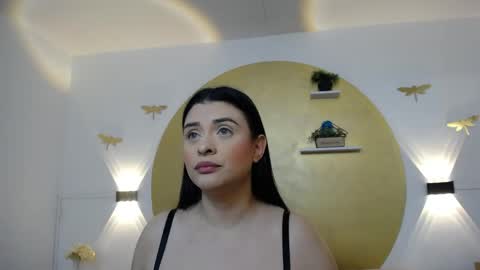 Snapshot of anikaromanof chatting on June 9, 2026, 11:33 am Anika Romano online show from June 9, 2026, 11:33 am