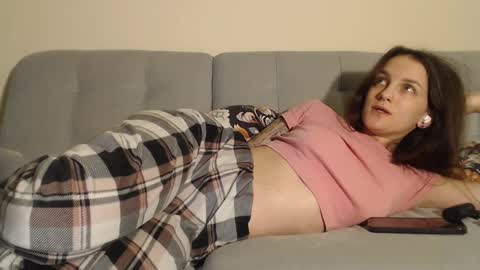 Alice online show from December 26, 2024, 2:01 am