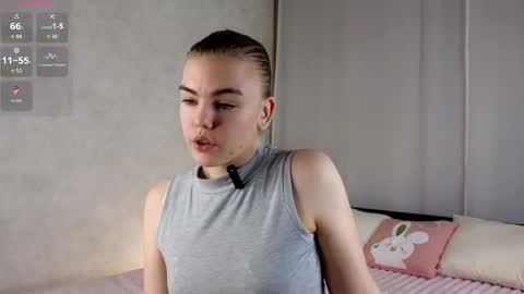 AnishaVivo online show from April 2, 2026, 12:47 pm